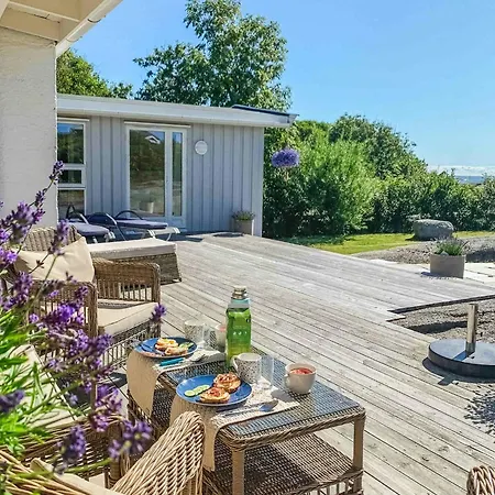 Holiday home Charming By Sea Near